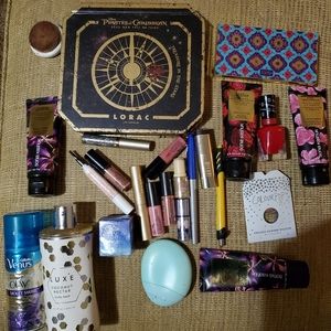 Make up beauty supplies